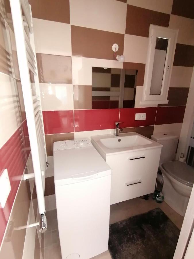Apartamento La basse-cour Vic-sur-Cère Exterior foto